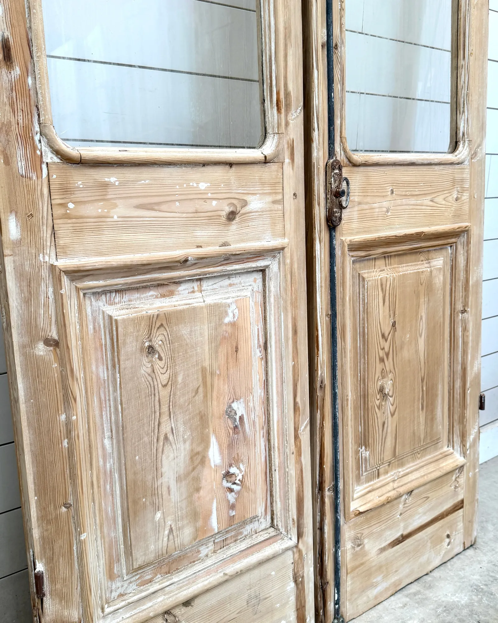 THE KELLY GLASS DOOR PAIR