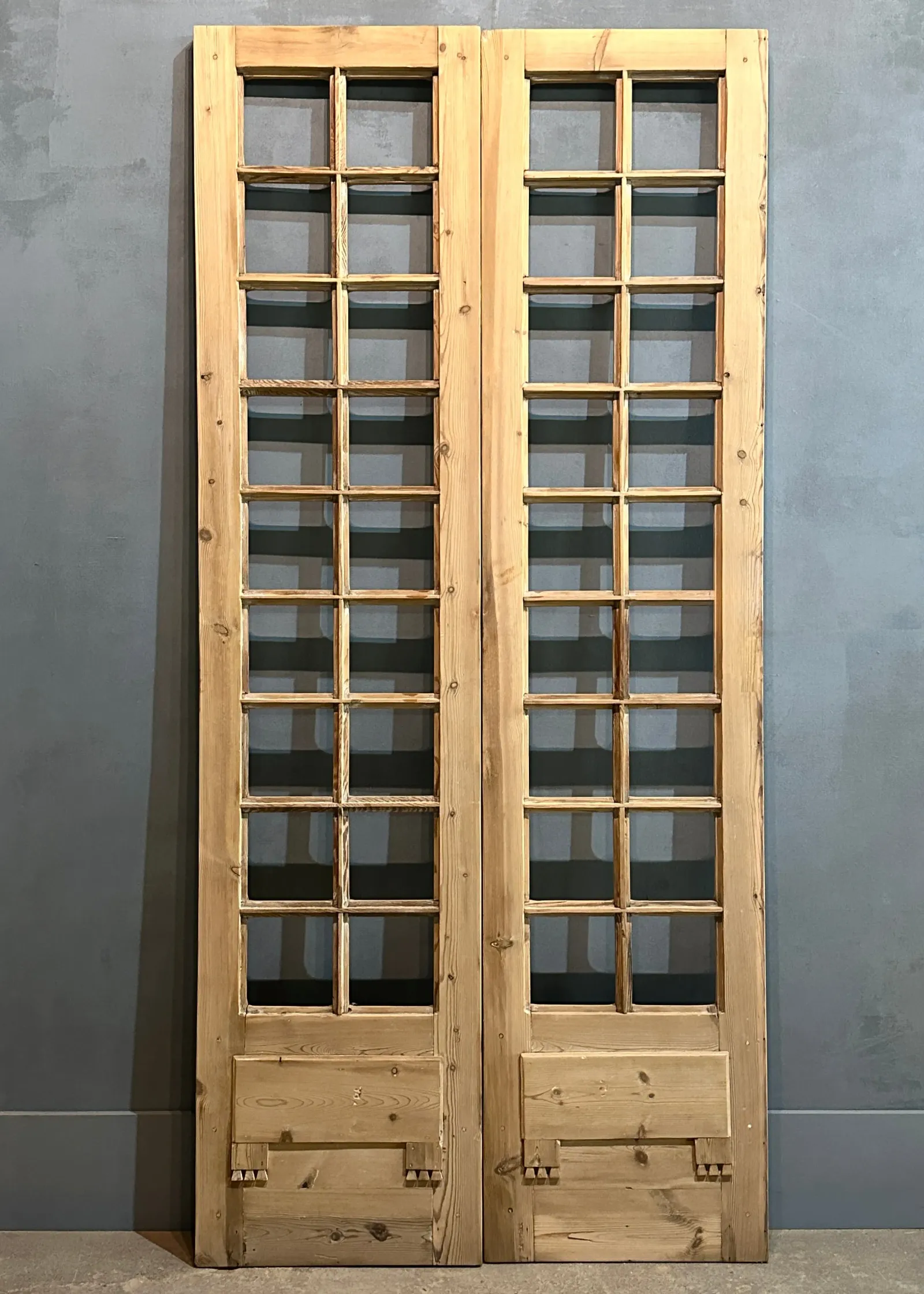 THE MILO GLASS DOOR PAIR