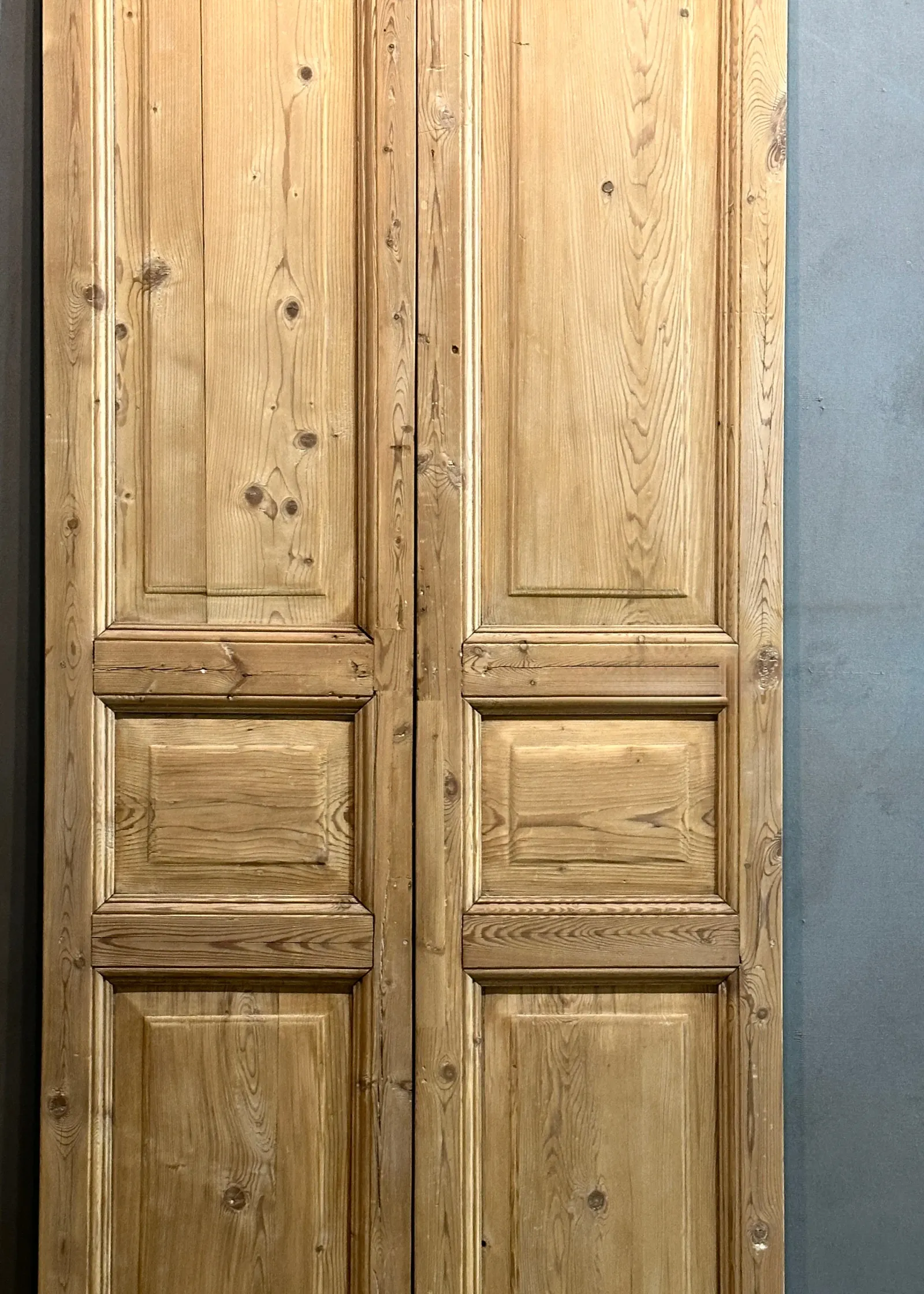 THE CARSTEN SOLID DOOR PAIR