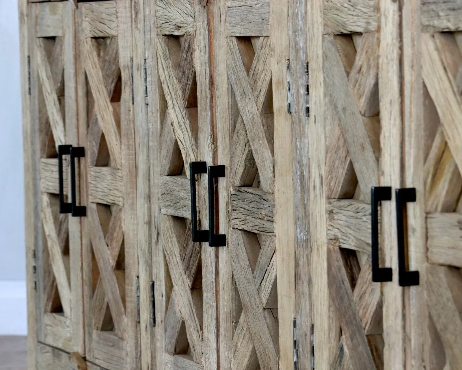 THE CALVIN RECLAIMED CABINET