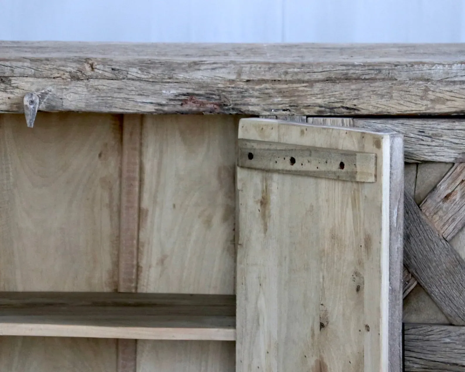 THE CALVIN RECLAIMED CABINET