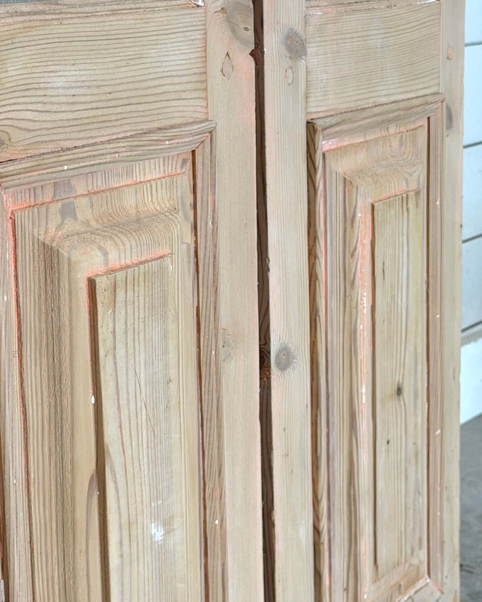 THE OZONA GLASS DOOR PAIR