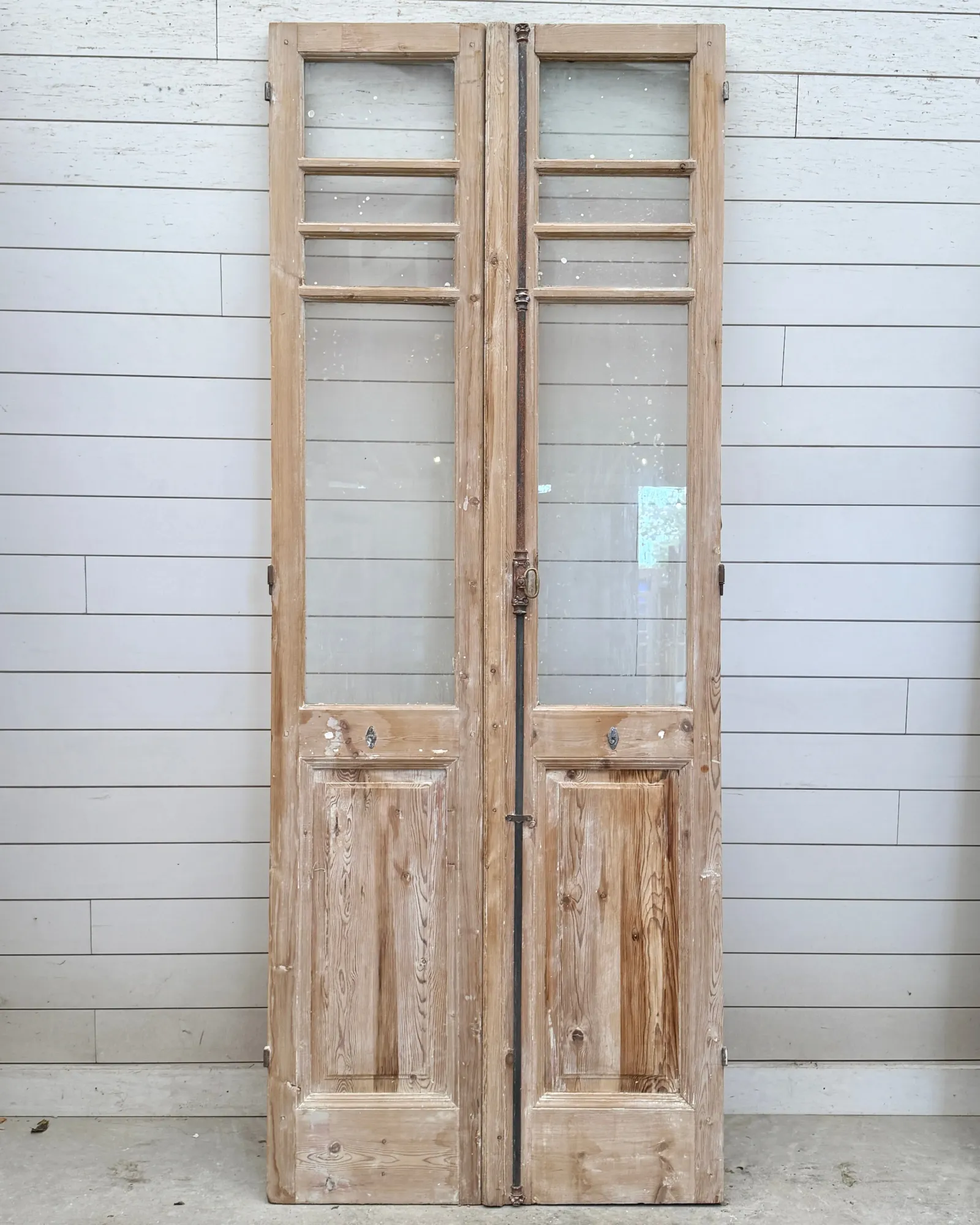 THE RINA GLASS DOOR PAIR