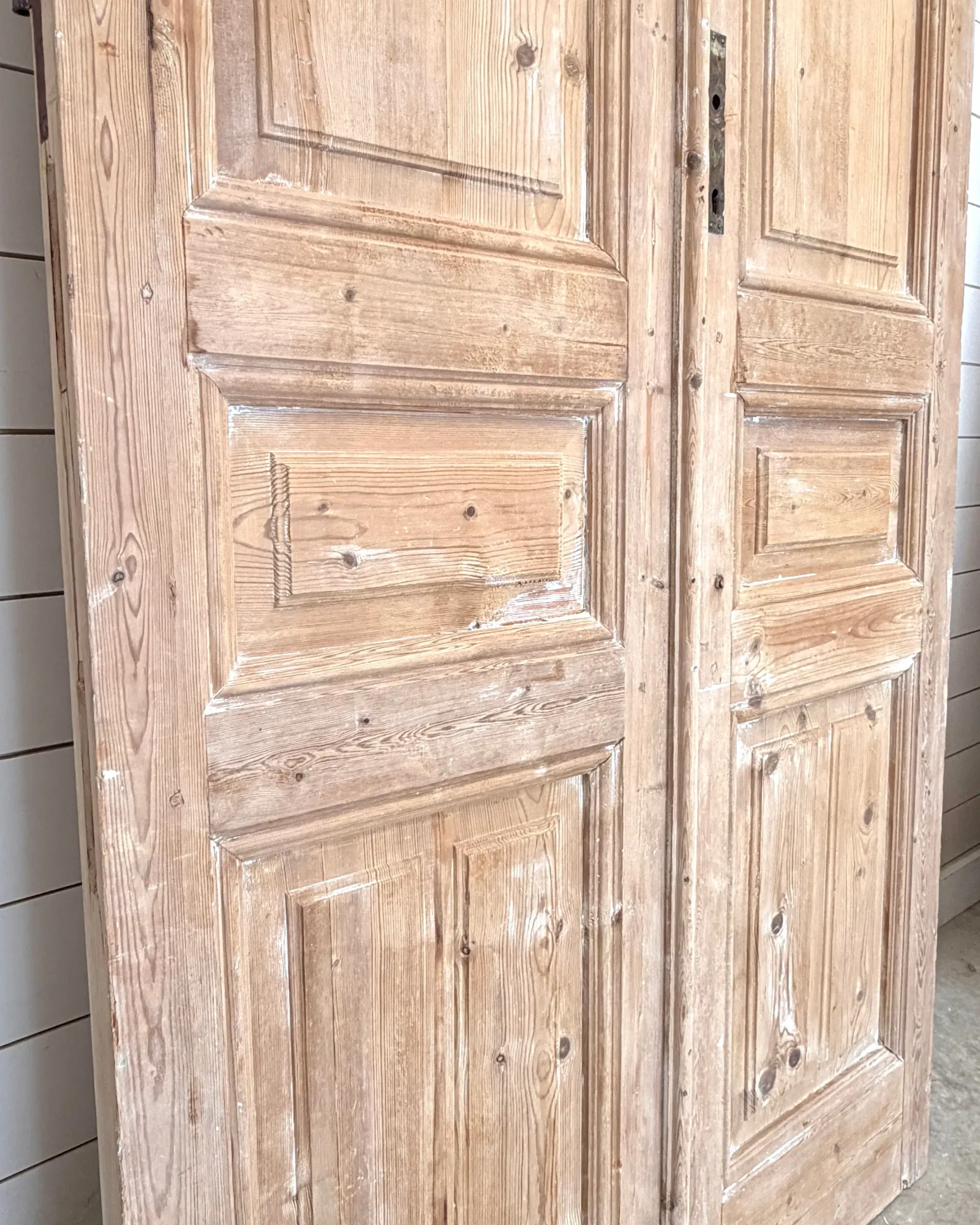 THE ROMEO SOLID DOOR PAIR