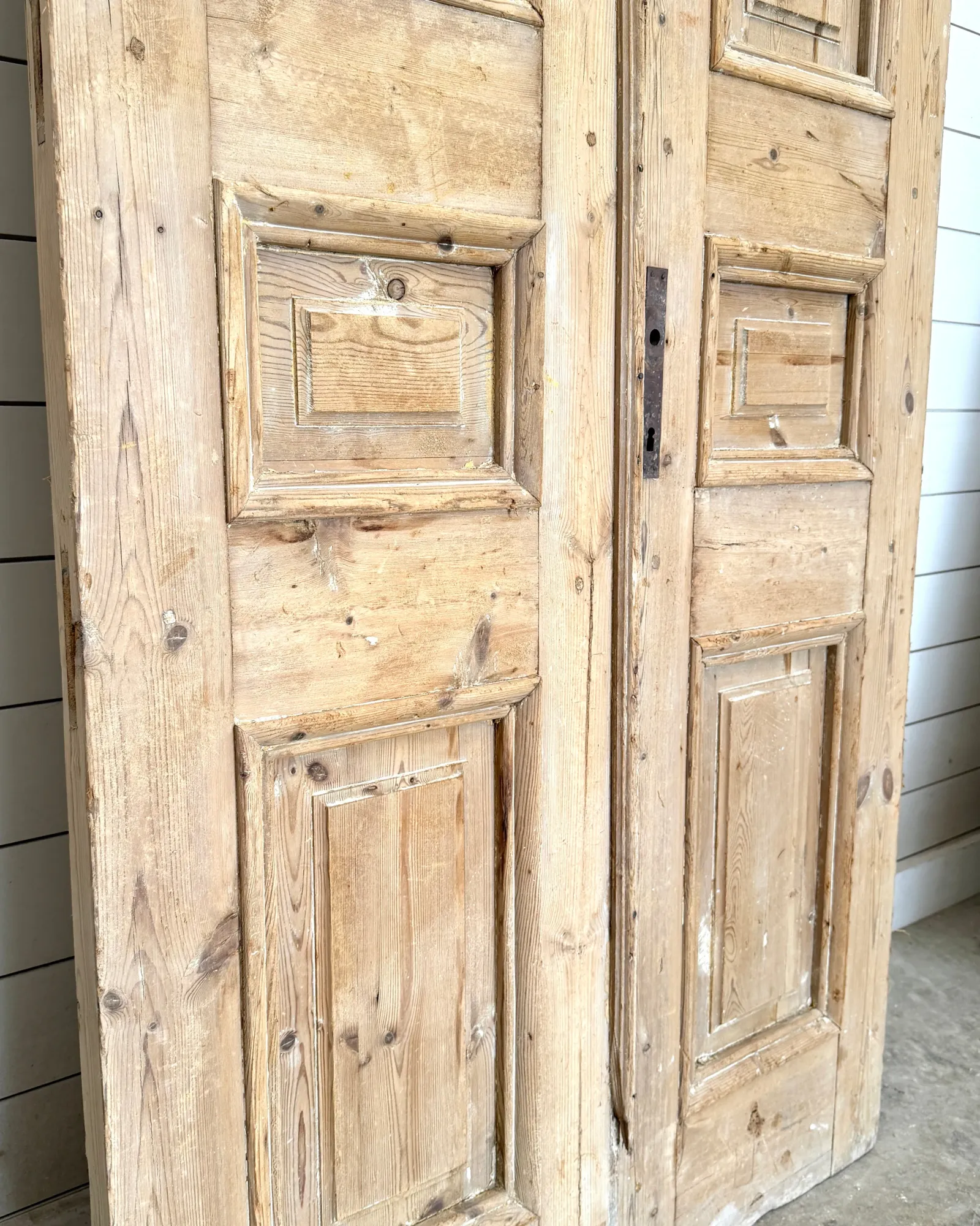 THE RONDA SOLID DOOR PAIR