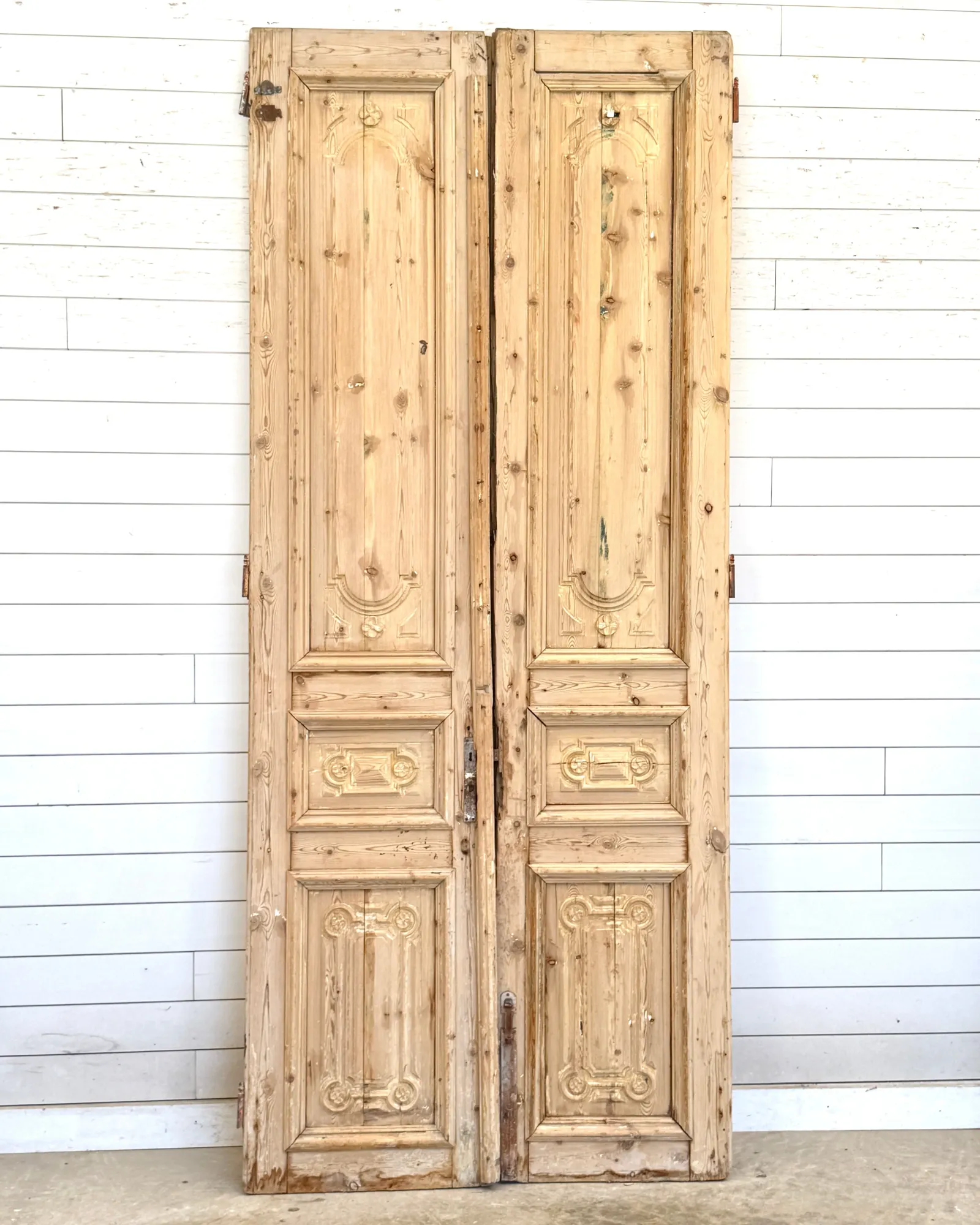 THE DORA SOLID DOOR PAIR