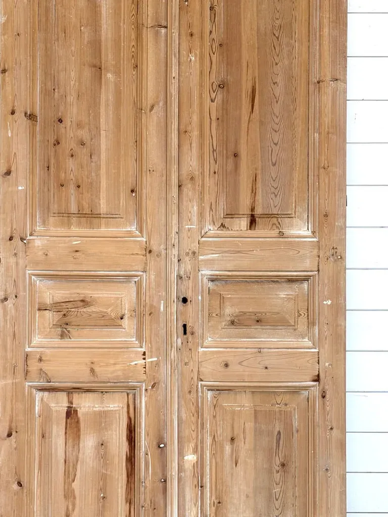 THE SEARCY SOLID DOOR PAIR