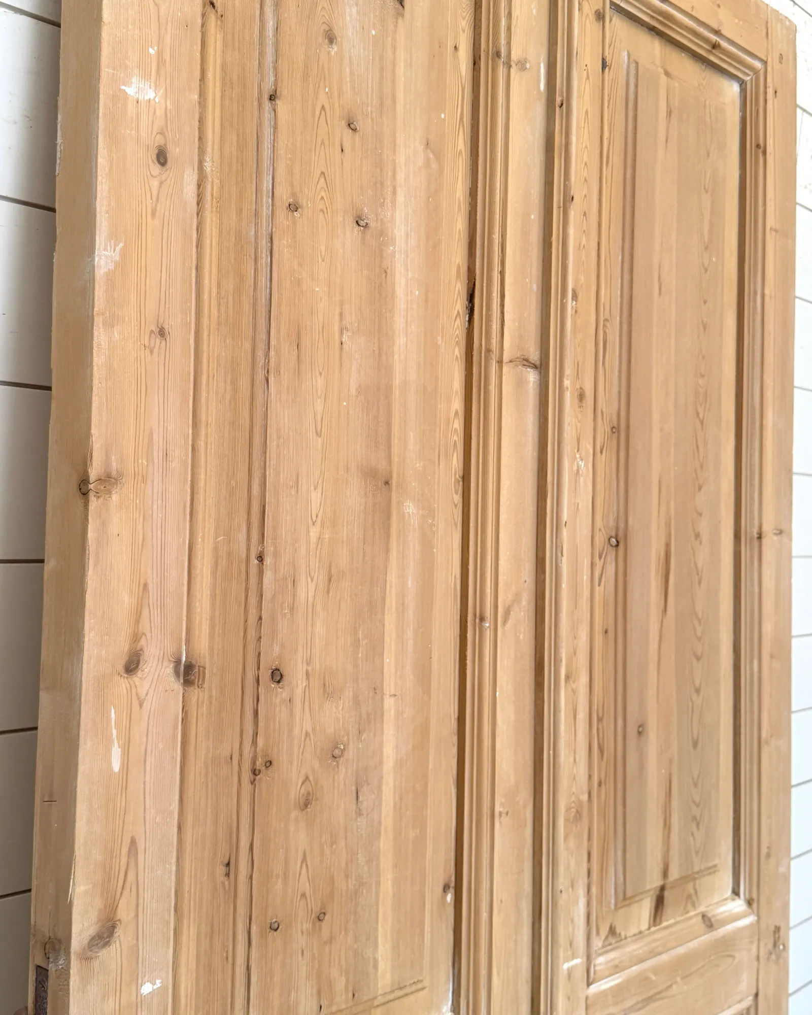 THE SEARCY SOLID DOOR PAIR