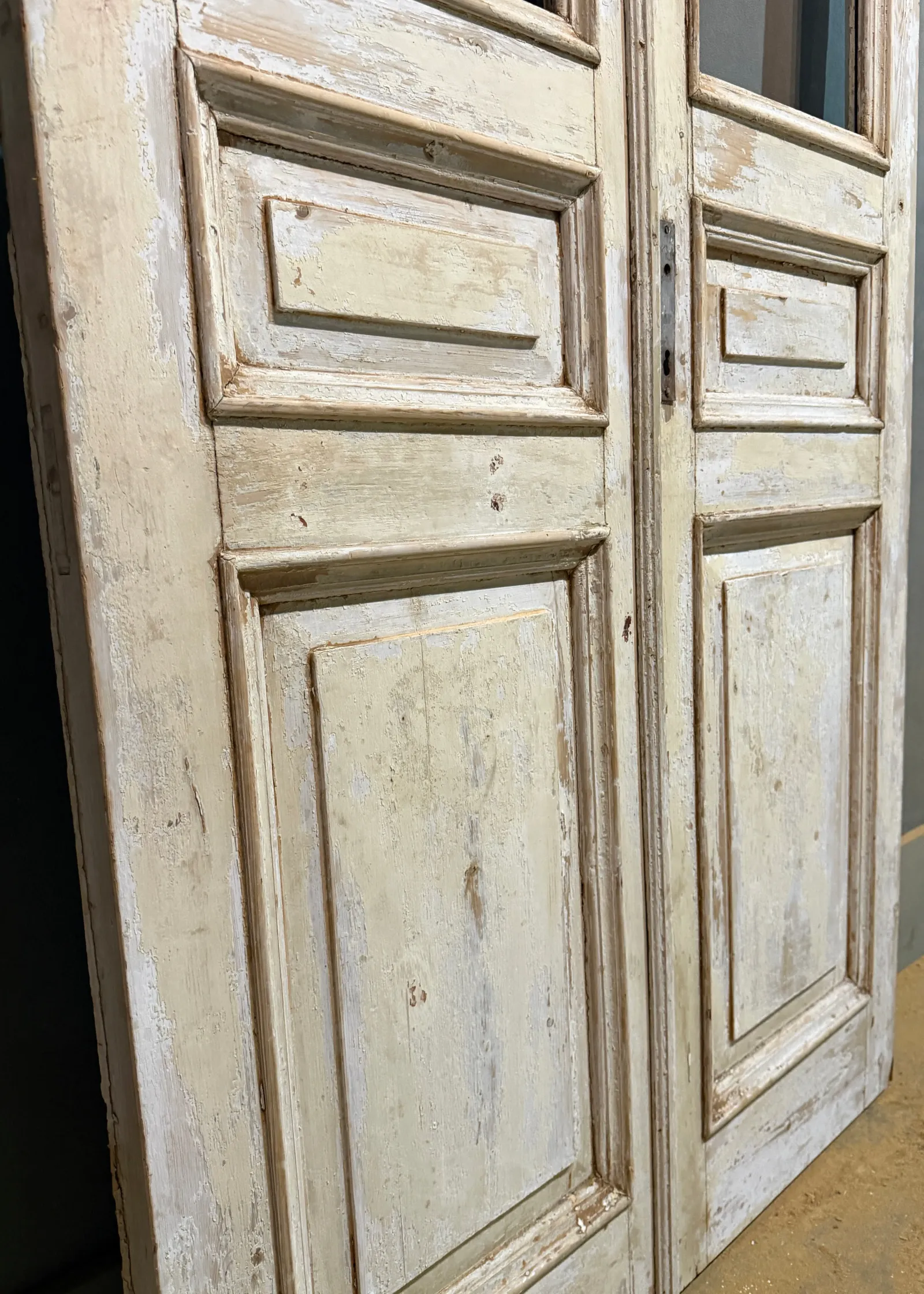 THE SIMON PAINTED GLASS BARN DOOR