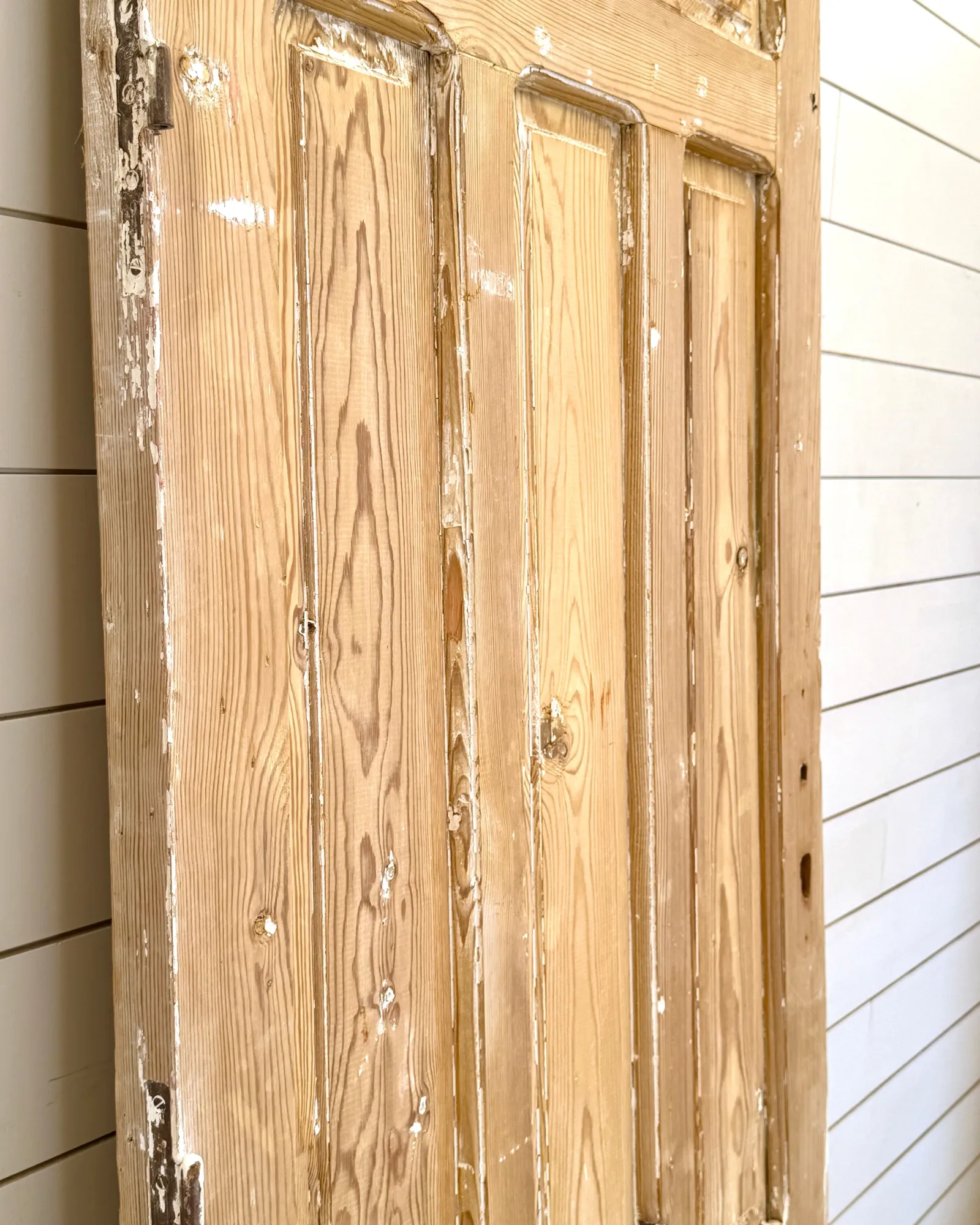 THE MARY ALLEN SINGLE ARCHED DOOR