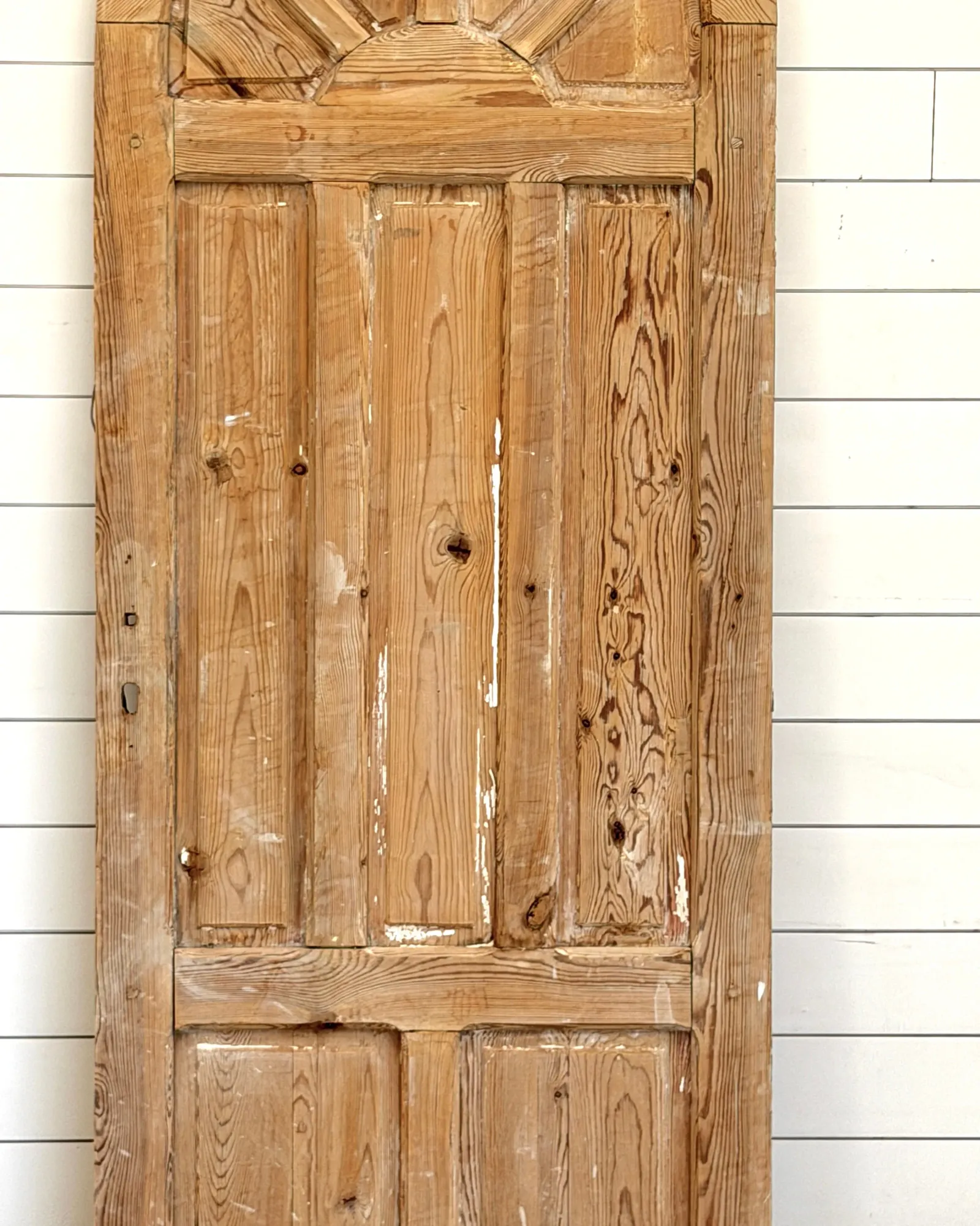 THE MARY ALLEN SINGLE ARCHED DOOR