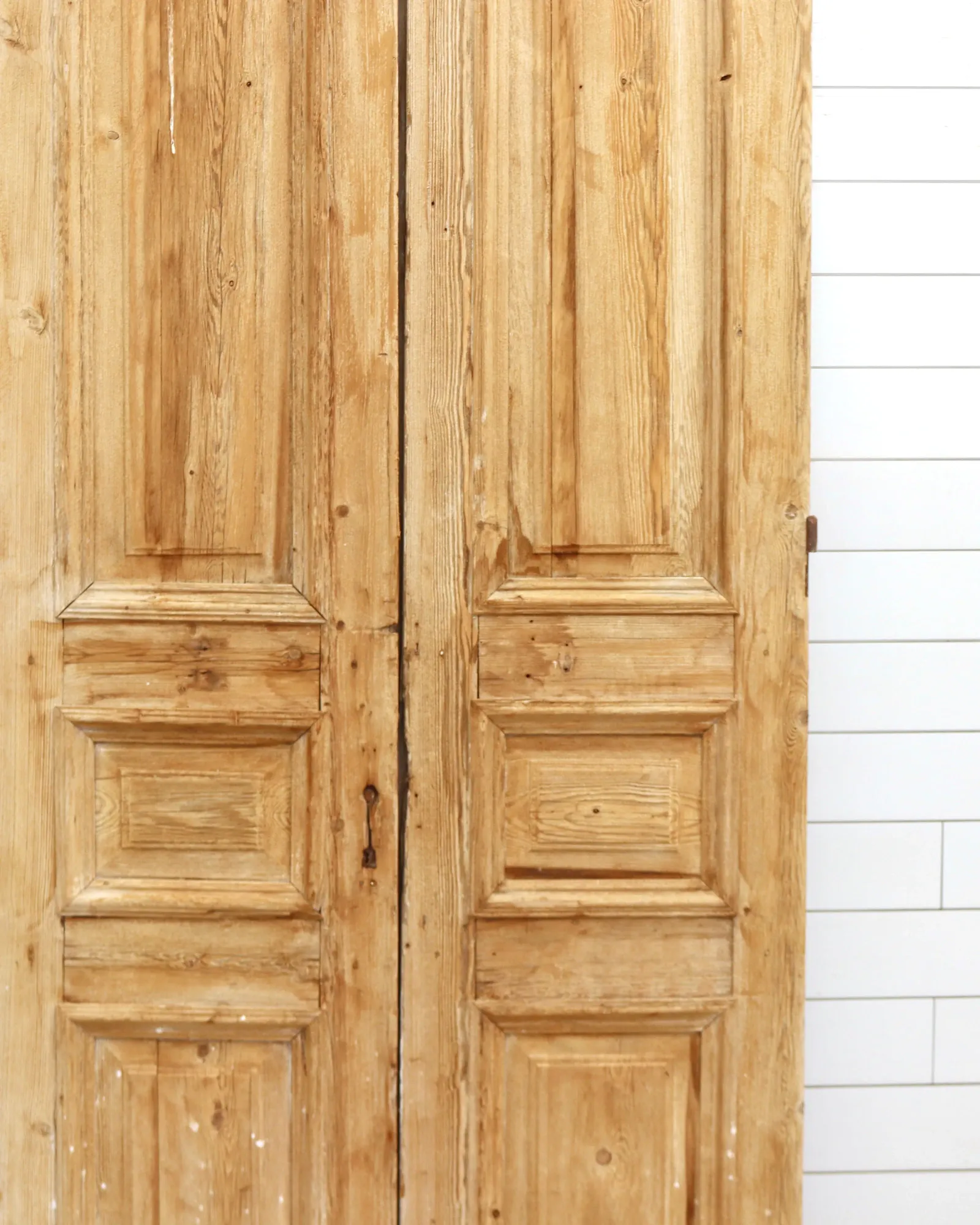 THE FREEMAN SOLID DOOR PAIR