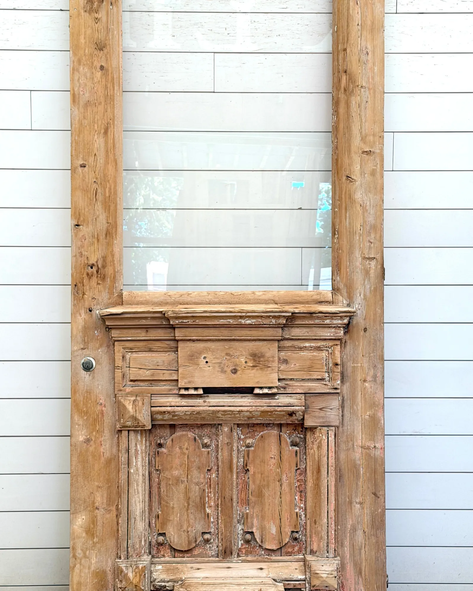 THE TRIUMPH SINGLE DOOR WITH GLASS
