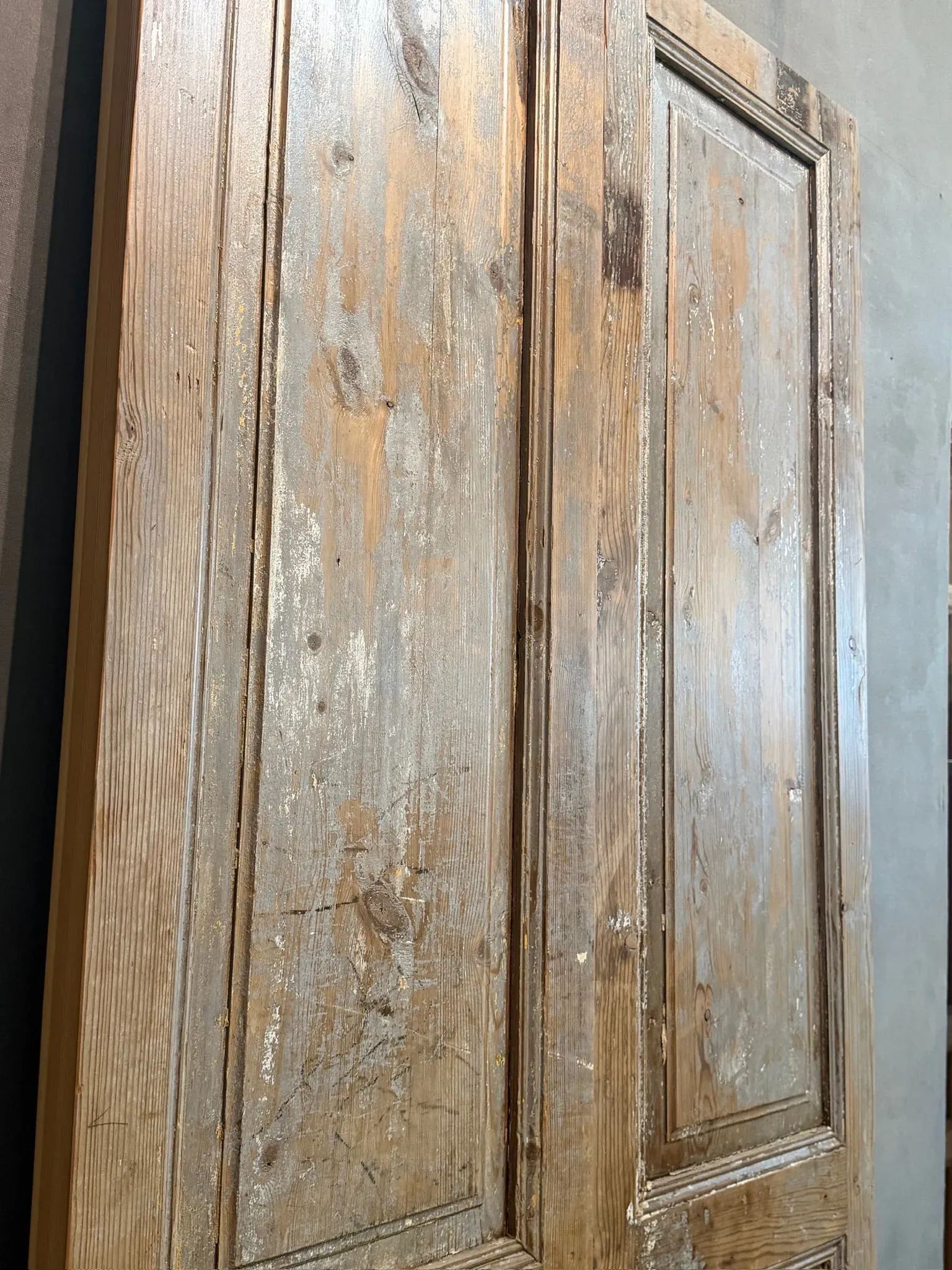 THE VELMA SOLID DOOR PAIR
