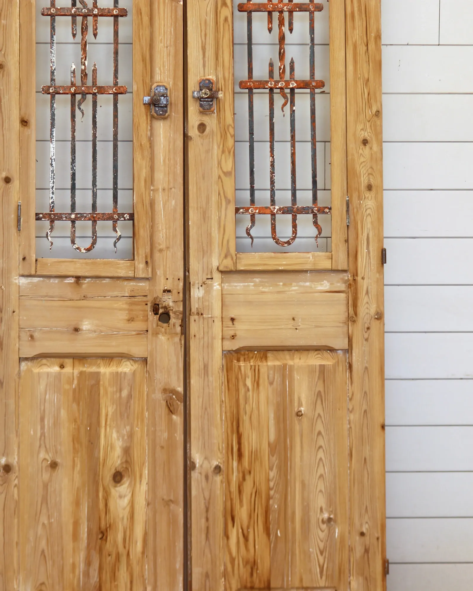 THE CALIS FRENCH PAIR WITH IRON INSERTS
