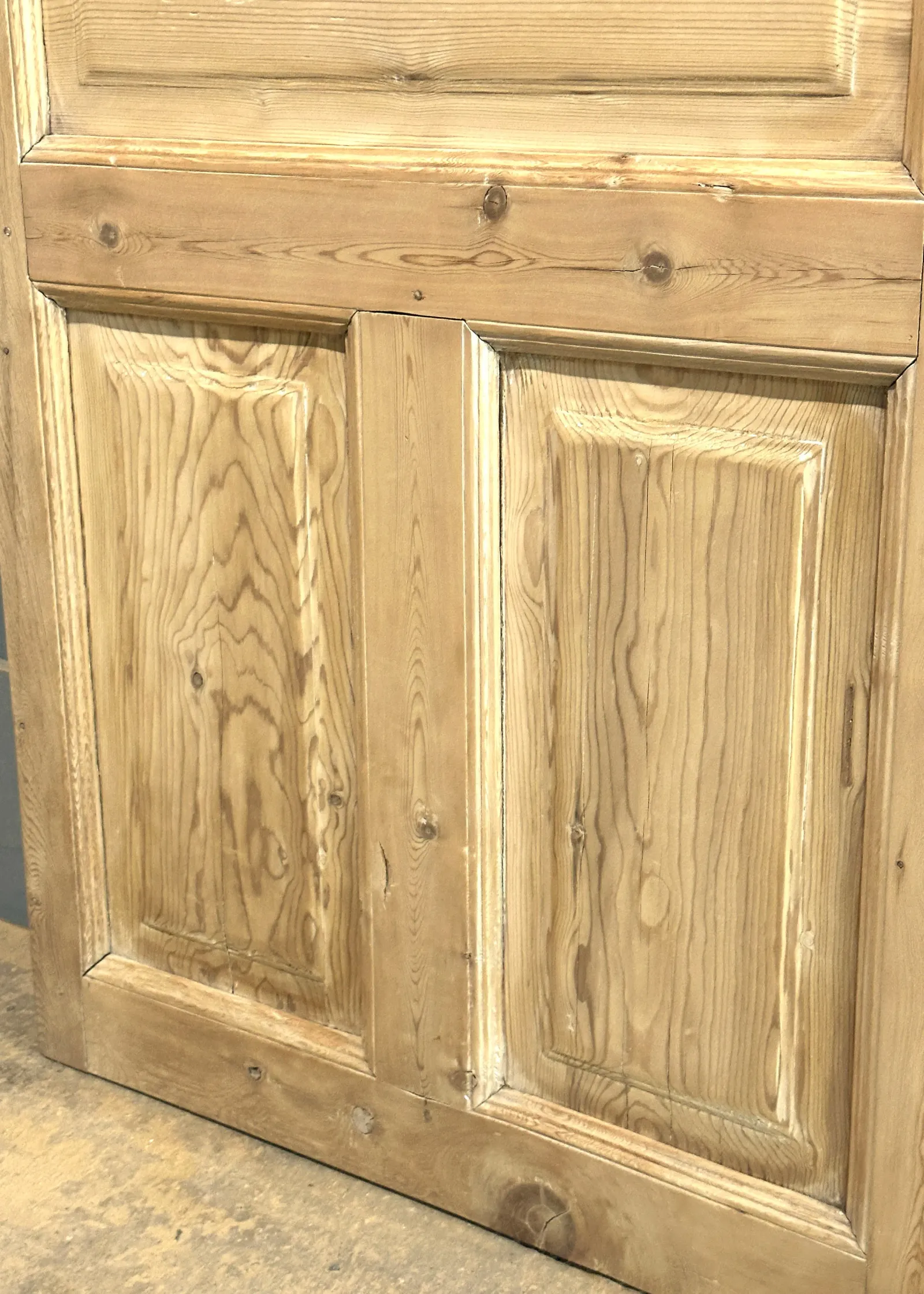 THE CALICO SINGLE SOLID DOOR