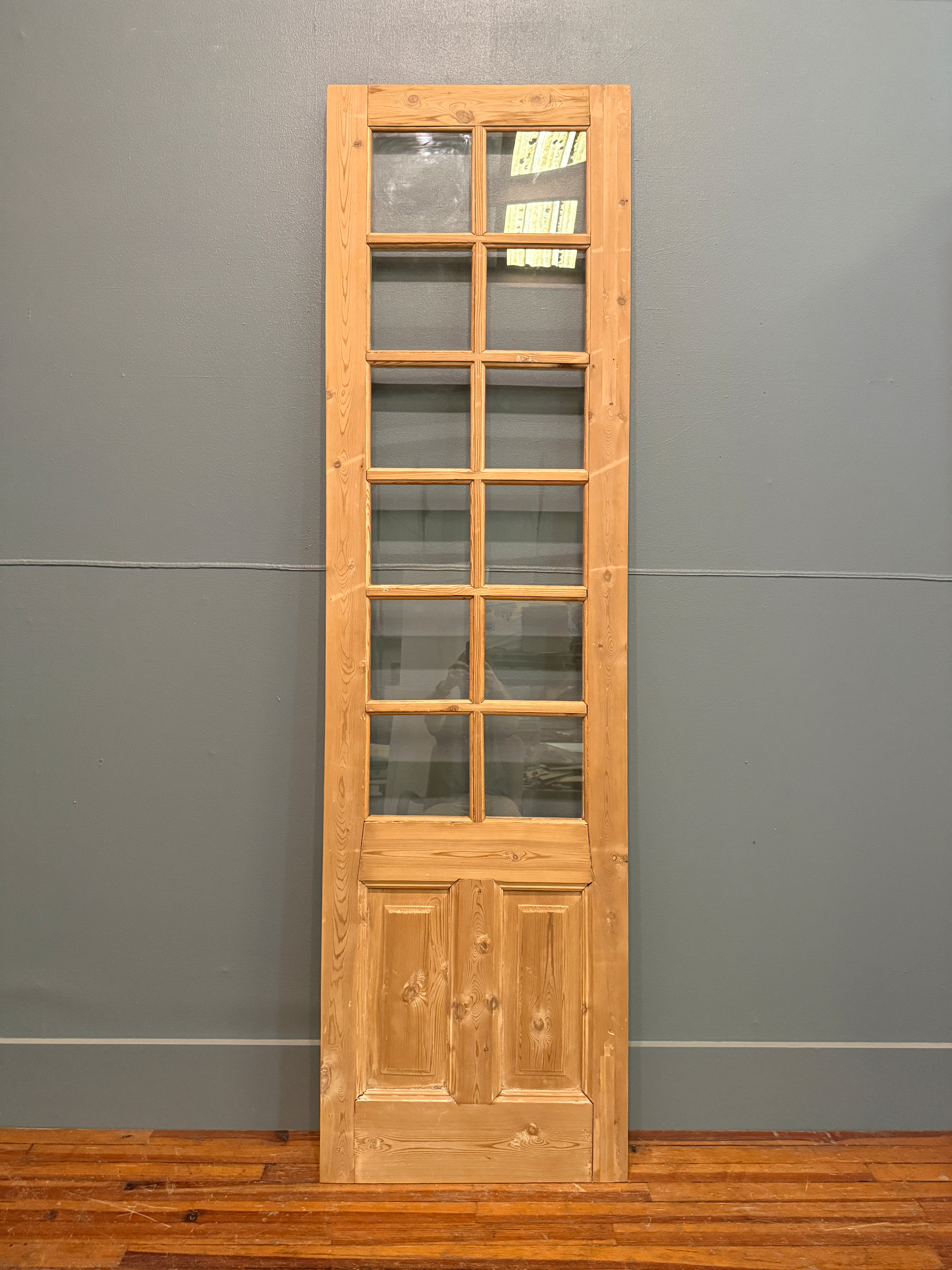 THE MARSHALL SINGLE DOOR WITH GLASS