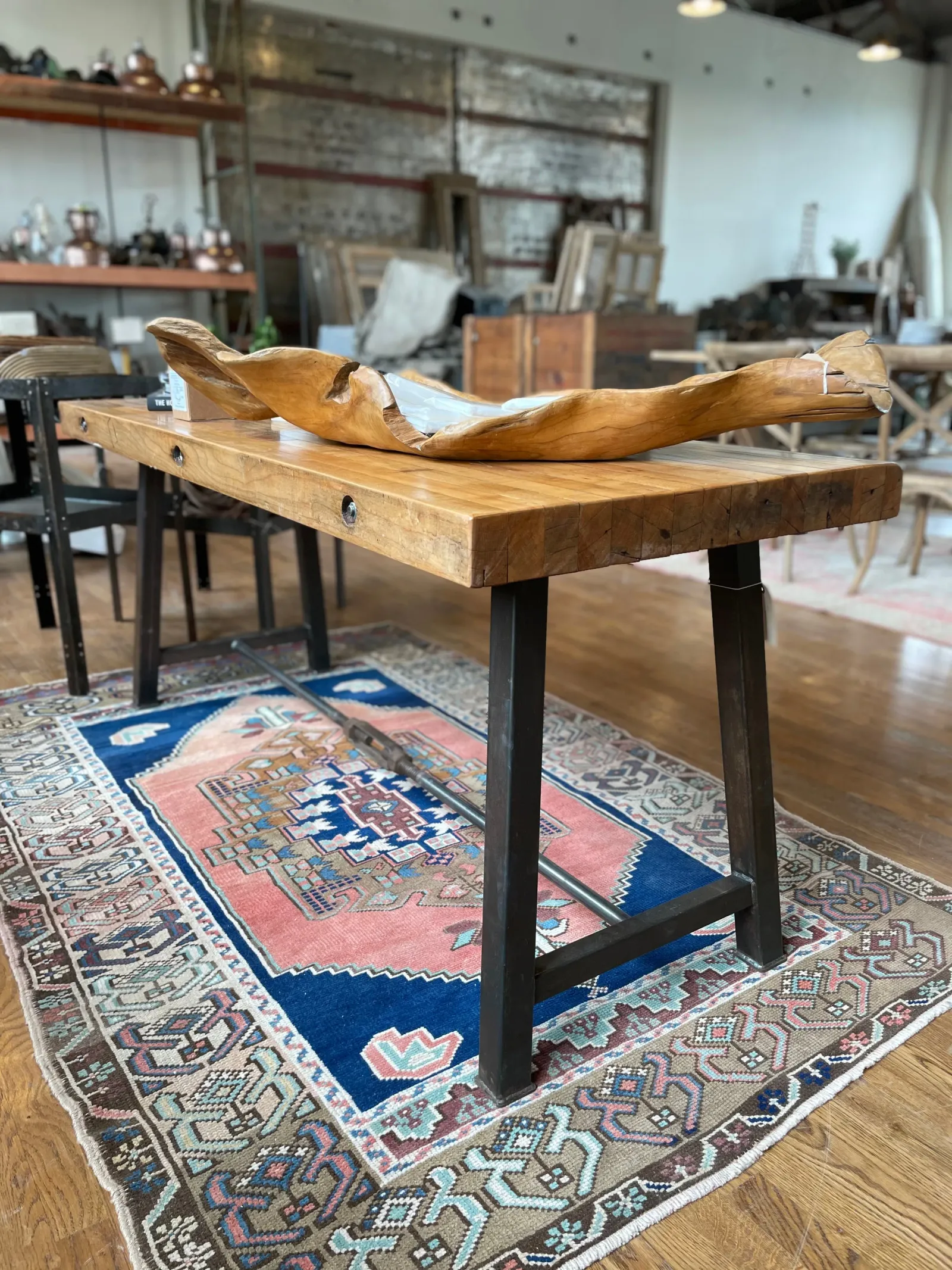 Turnbuckle Table
