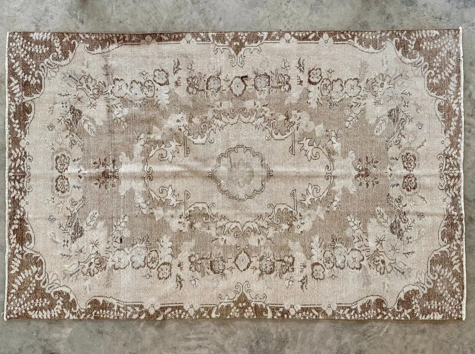Vintage Turkish Rug; 8' x 5'