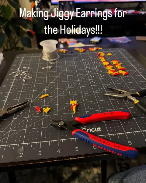 Banjo Kazooie Earrings - Thumbnail 4