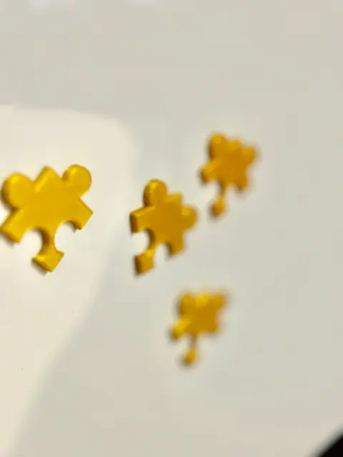 Banjo-Kazooie Jiggy Fridge Magnet - Thumbnail 4