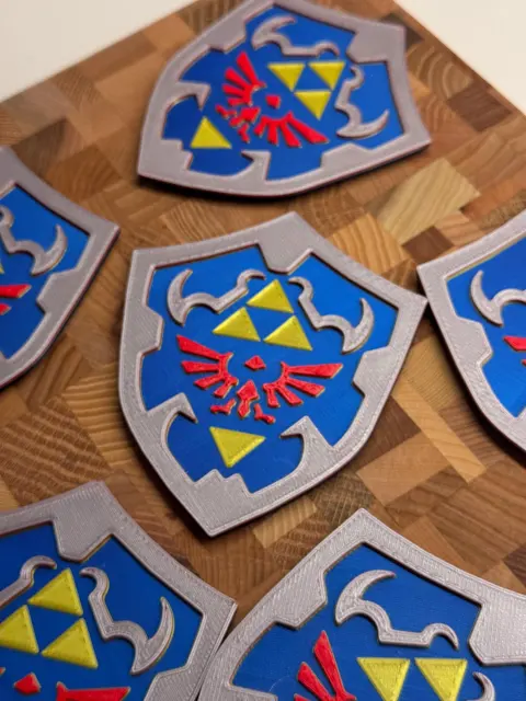 Hylian Shield Zelda Coaster (Ocarina of Time) - Thumbnail 3