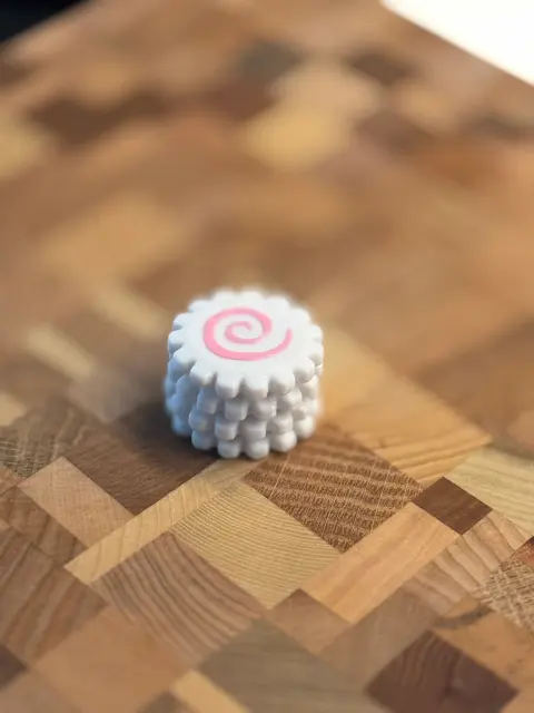 Narutomaki Sushi Fridge Magnets - Thumbnail 8