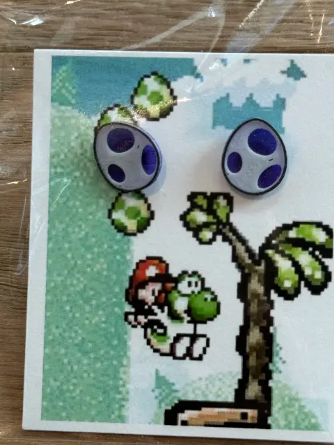 Yoshi Egg Stud Earrings - Thumbnail 7