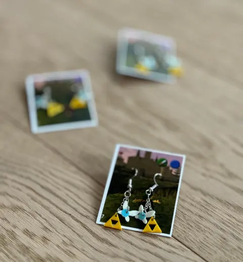 Zelda Navi Triforce Earrings - Thumbnail 3