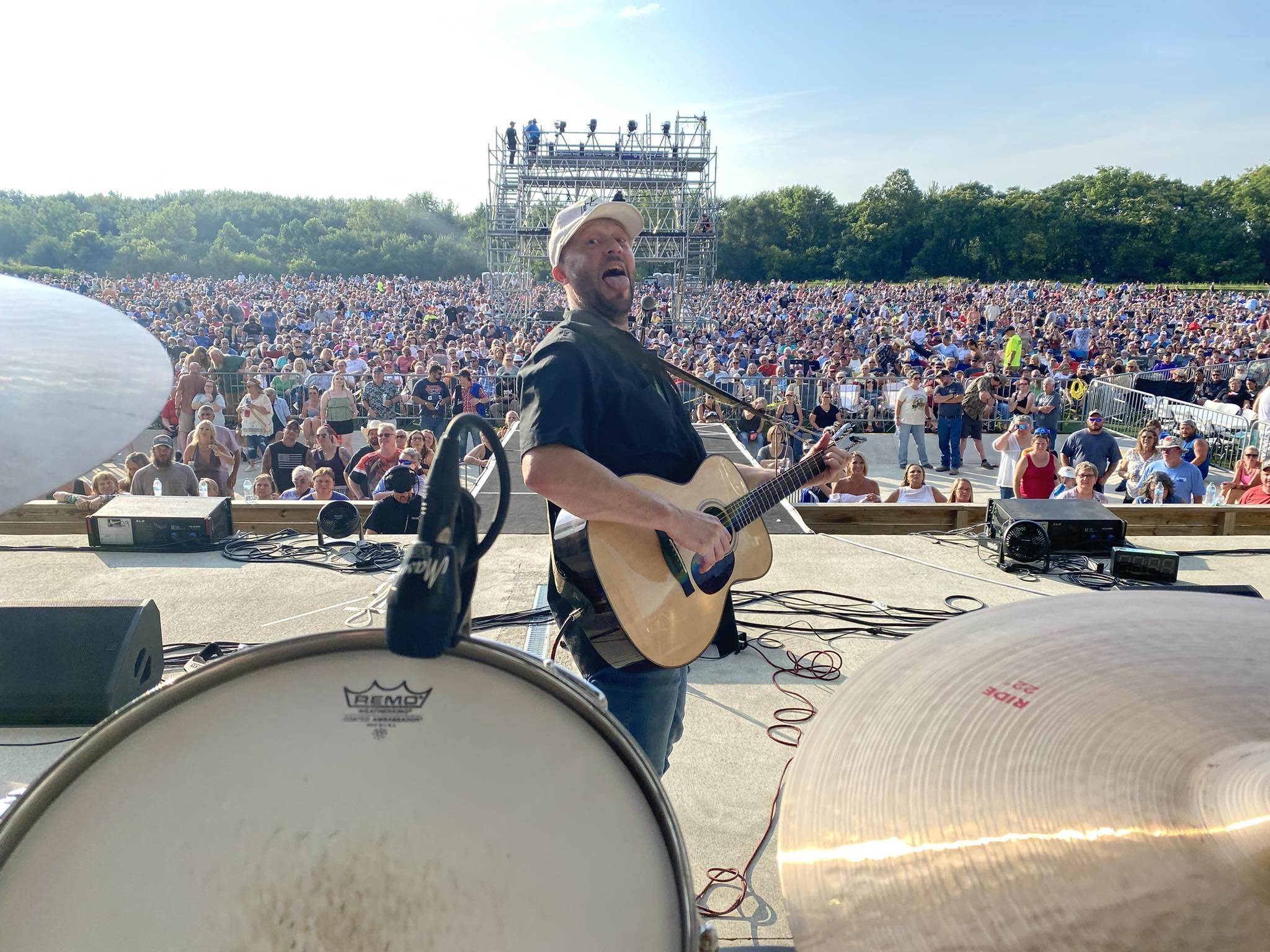 Mudville Poet, Nashville Troubadour: Elliott Boo Is Country Music’s Best Kept Secret