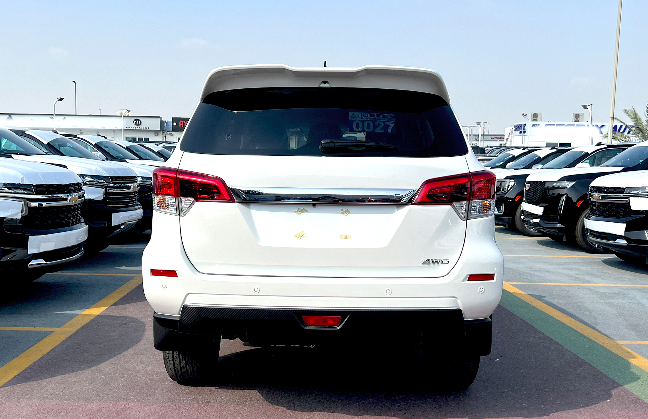 Dongfeng Paladin 2023 White Prestige Motor Dubai