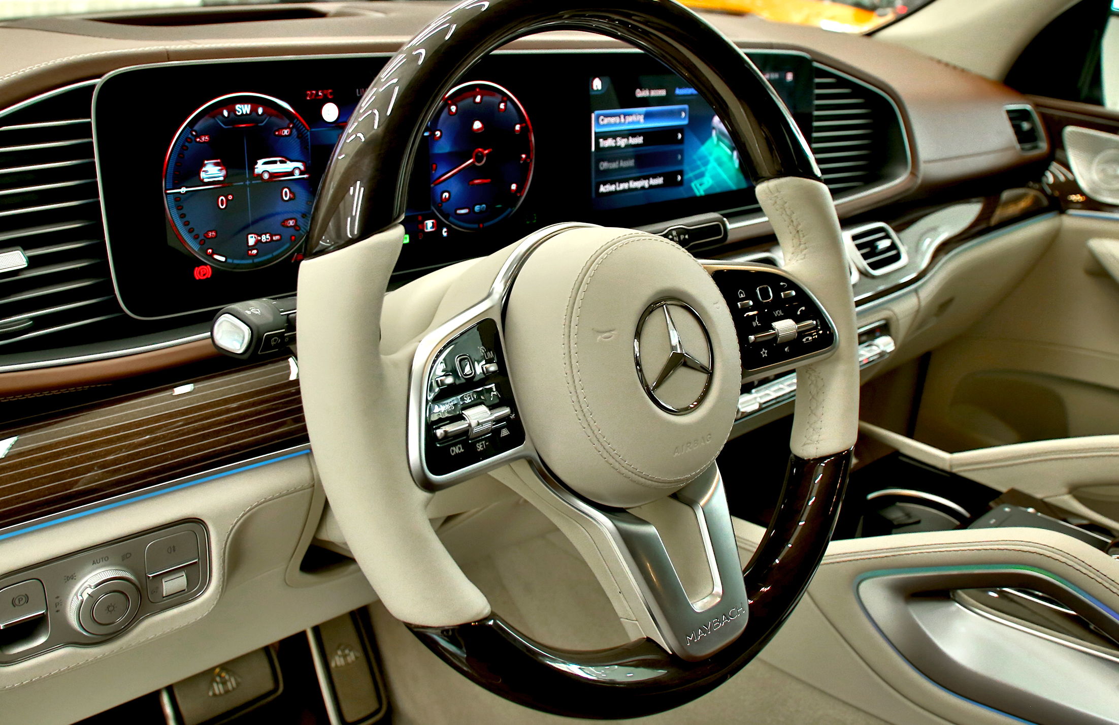 Mercedes-Benz GLS600 Maybach 5 Years Warranty. Local Registration + 5% Prestige Motor Dubai