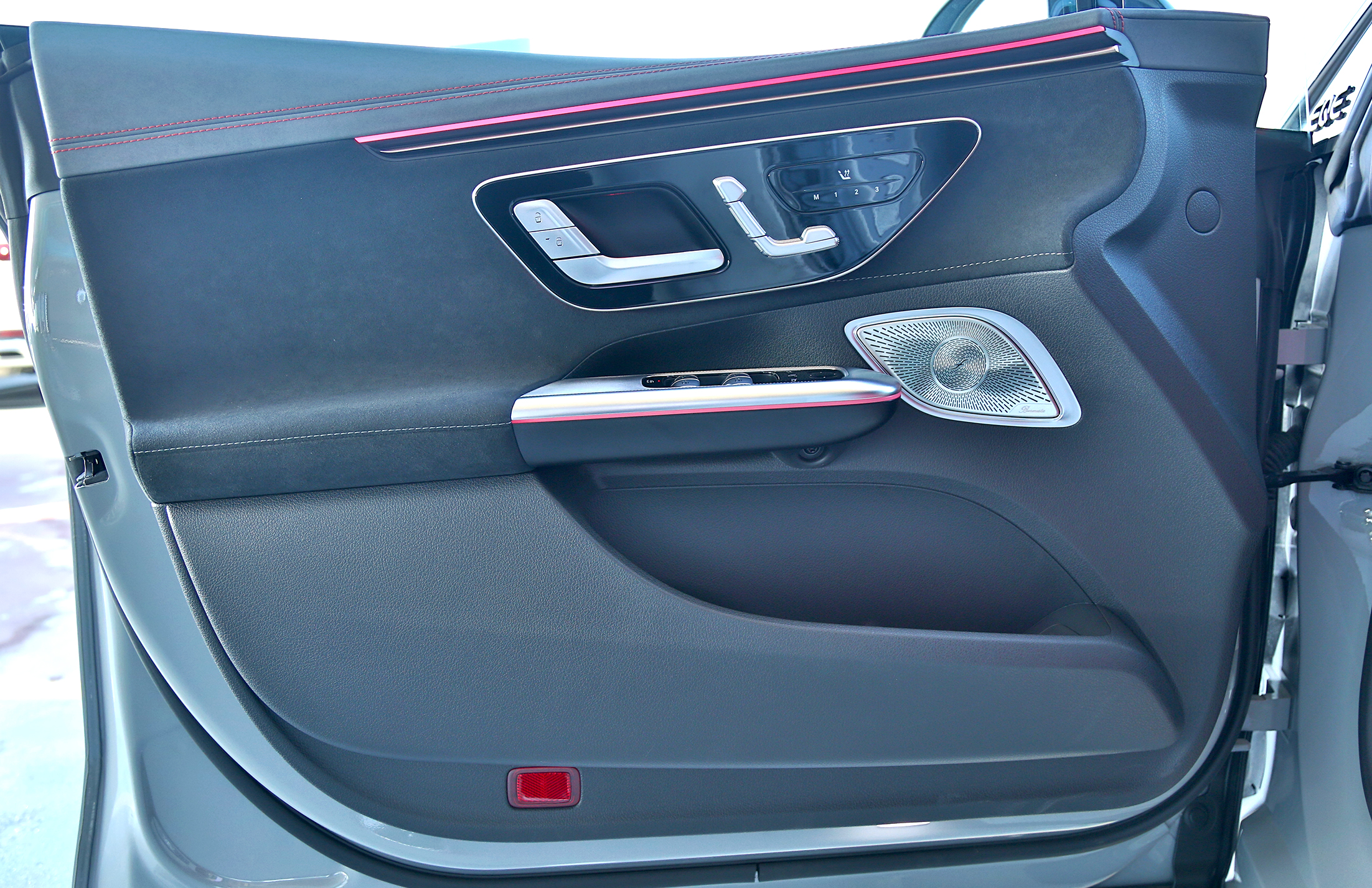 Mercedes-Benz EQE 43 AMG 4MATIC Electric Local Registration + 10% Prestige Motor Dubai