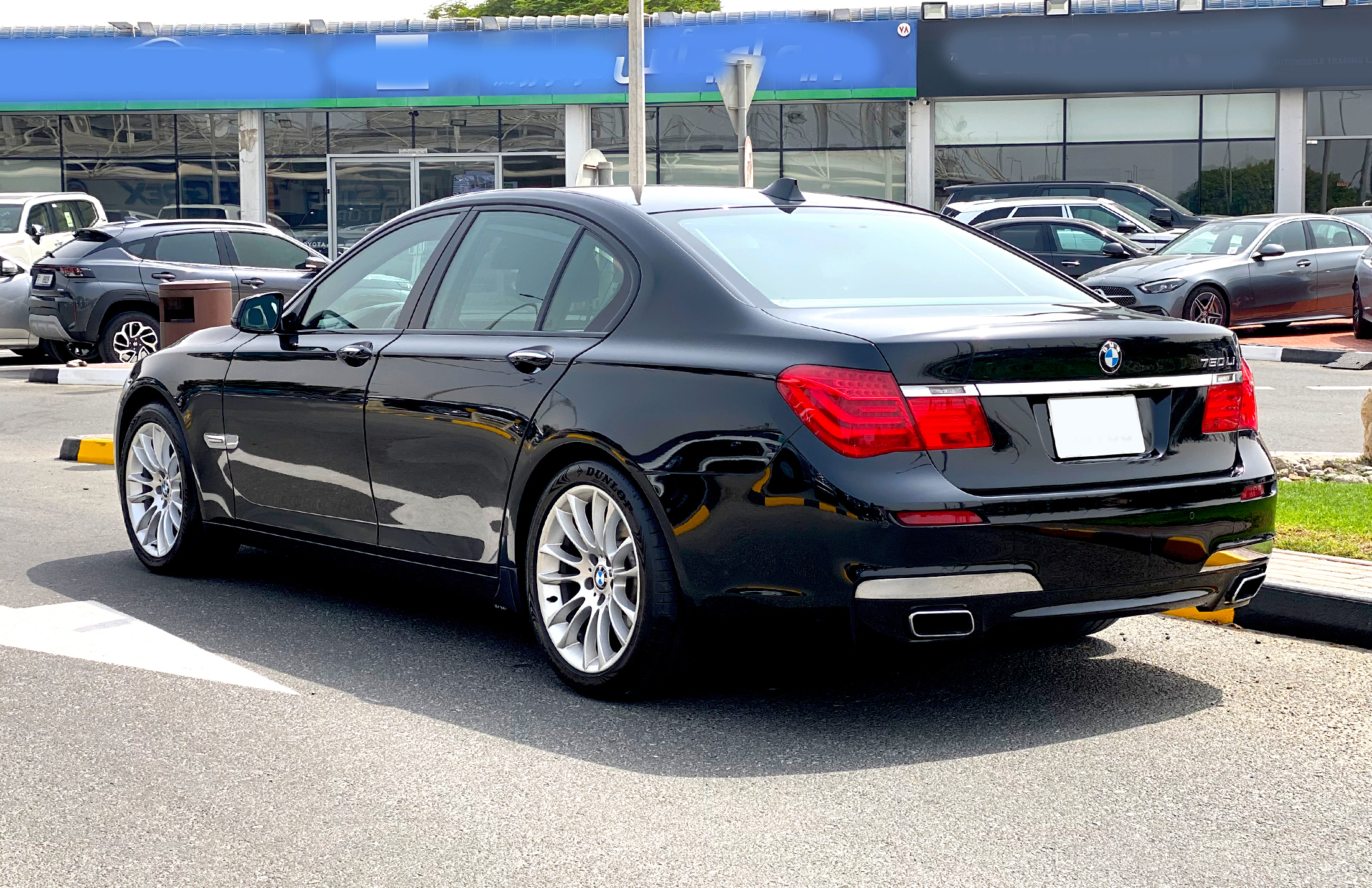 BMW 740 Li Original M-Kit inside and outside 2010 Prestige Motor Dubai