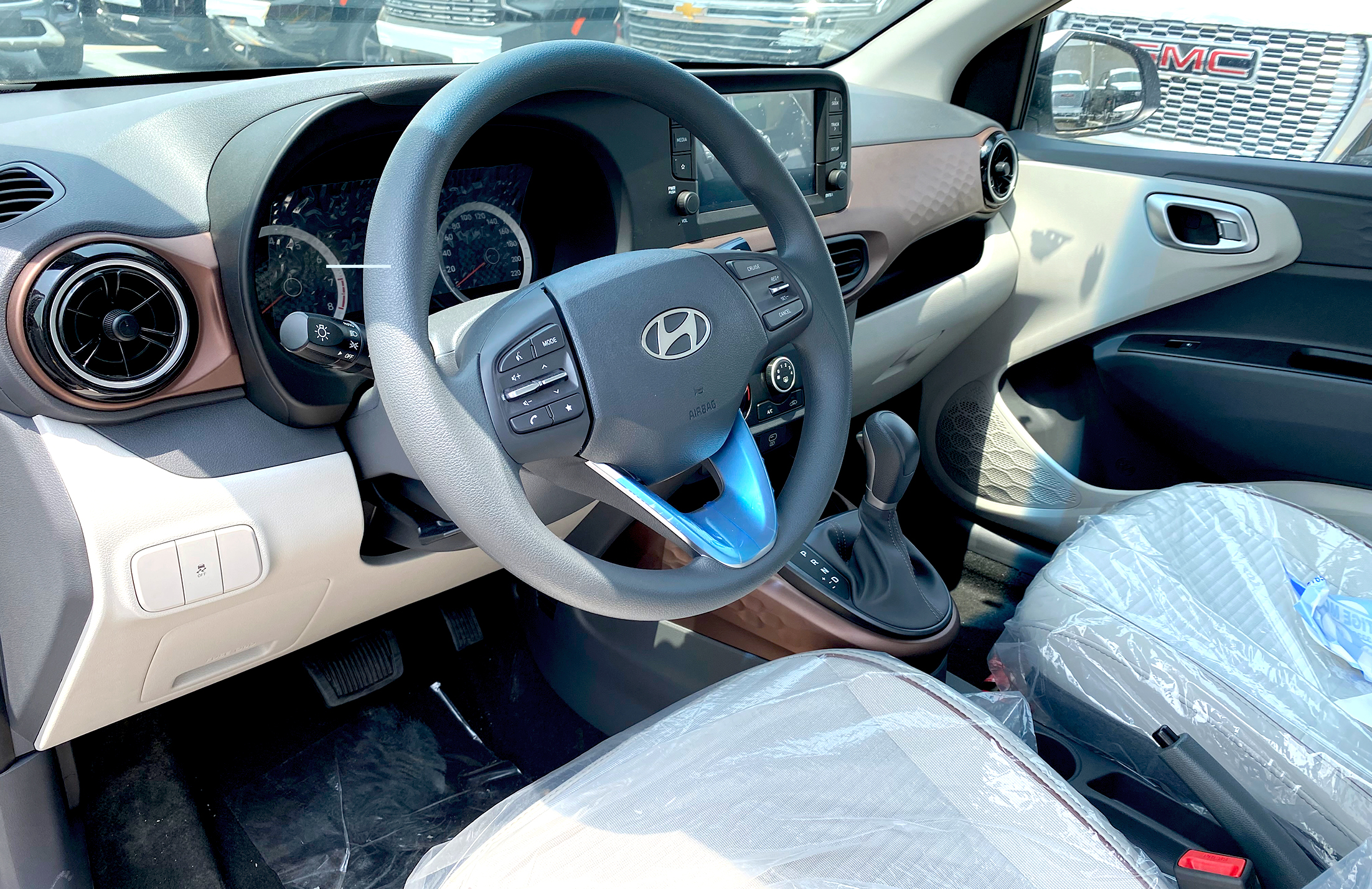 Hyundai Grand i10 Sedan 2024 Local Registration +10% Prestige Motor Dubai