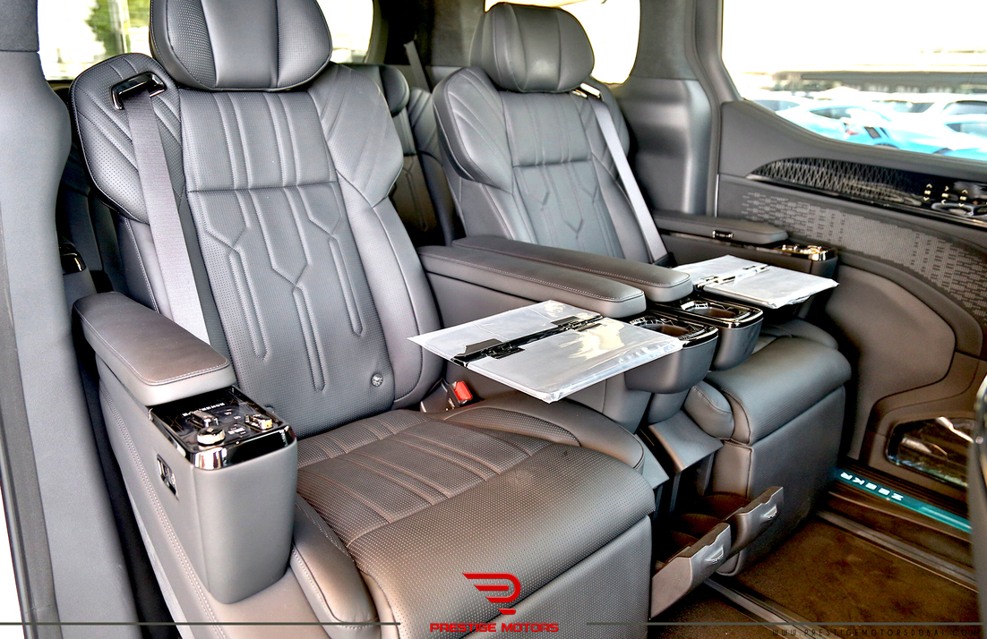 Zeekr 009 EV luxury Van 2024 Prestige Motor Dubai