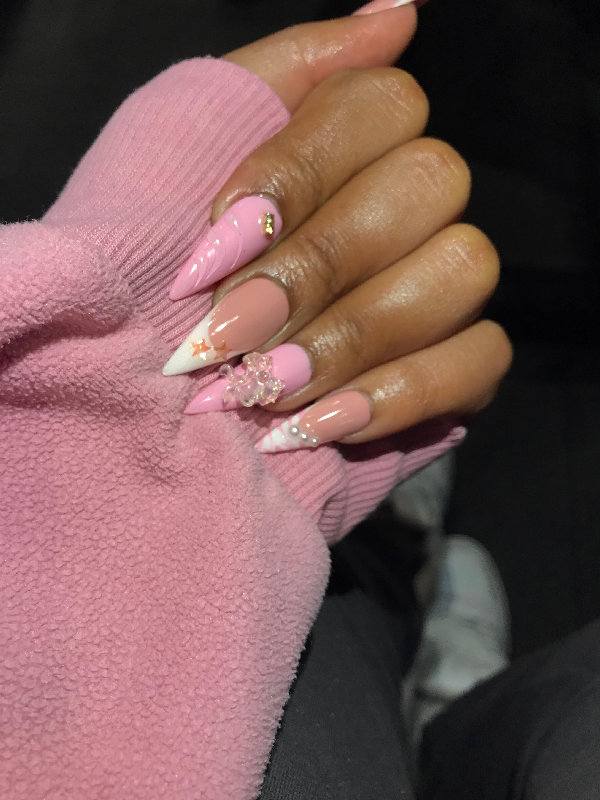 Mimi Nails