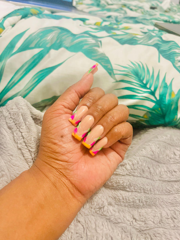 Leakay Glamour Hub Pty Ltd