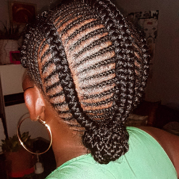 Khanyii the mobile hairstylist