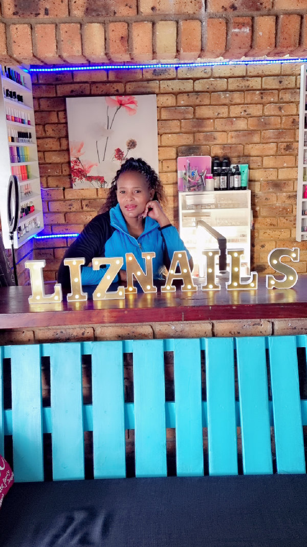 Liz Nail bar
