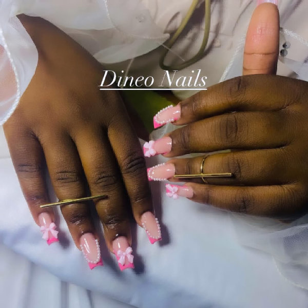 Dineo Nails Beauty Bar