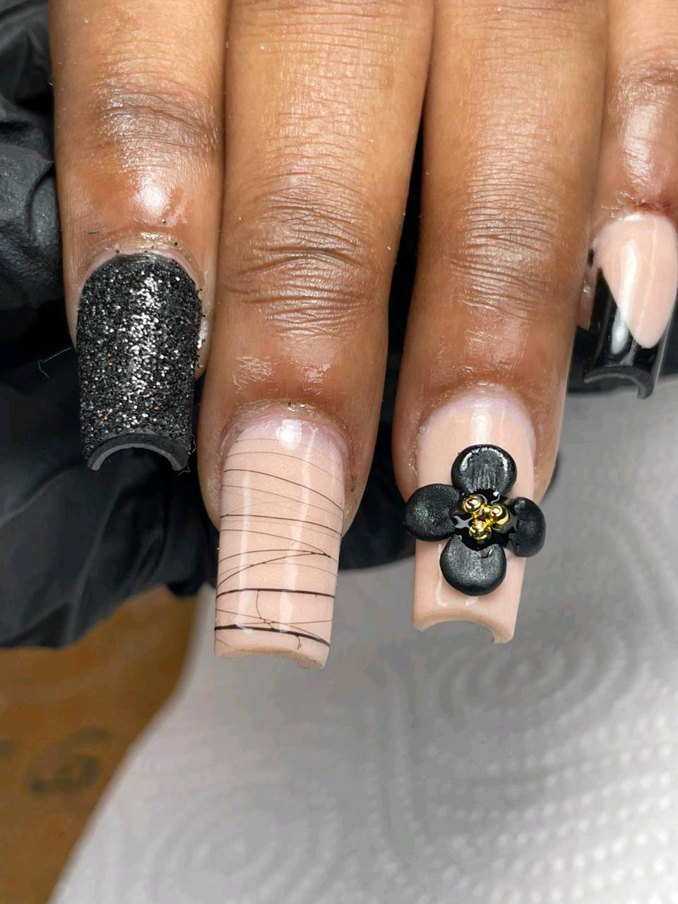 Dee nail studio