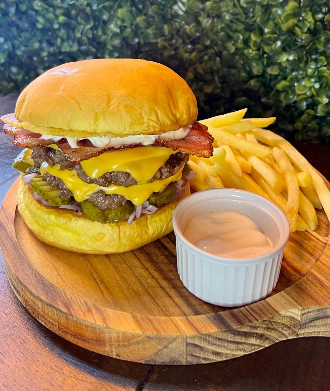 Comunello's Burguer & Beer (Local)