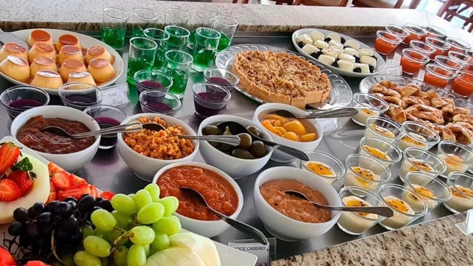 Colonial Plaza Hotel | Pinda (Café Colonial ) 