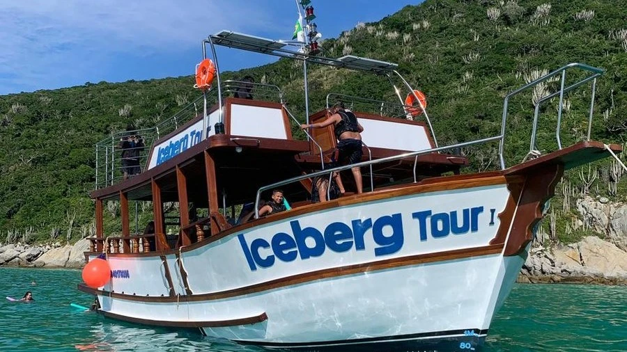 Iceberg Tour | Arraial do Cabo