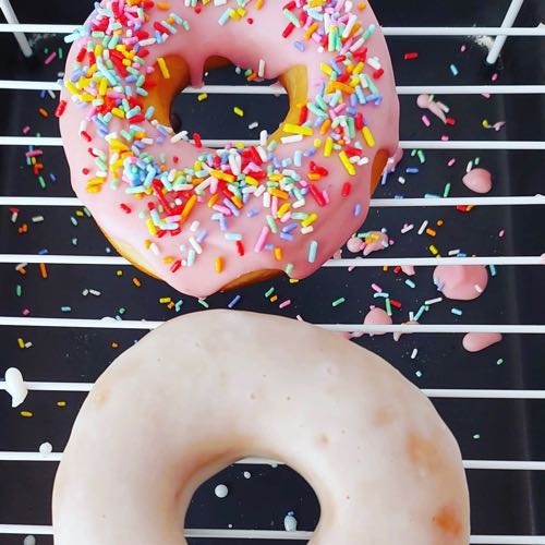 Kremy Donuts 