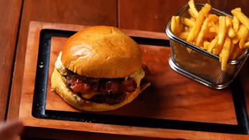 Bravê Gastronomia (Hambúrguer)