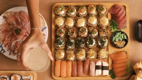Katsumi Sushi (Pegue e Leve)