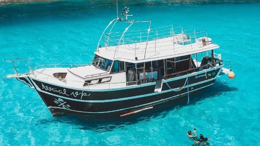 Arraial VIP Passeio de Barco | Arraial do Cabo (Barco)