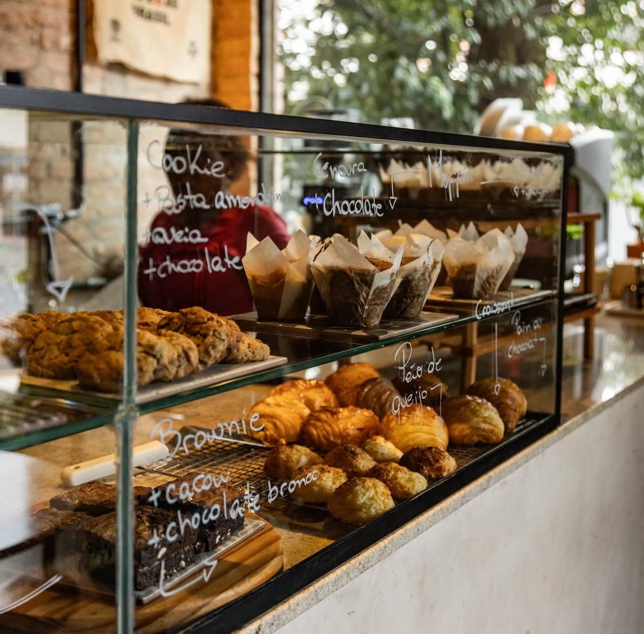 Cá Entre Nós Café